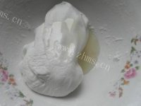 自制水晶奶黄月饼做法图解2)