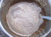 自制全麦香蕉蛋糕做法图解5)