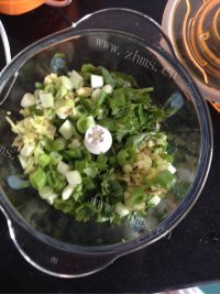 好吃的鸡肉饺子做法图解2)