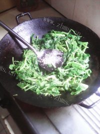 自制西红柿小白菜做法图解3)