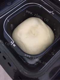 清爽可口的葡萄干面包做法图解9)