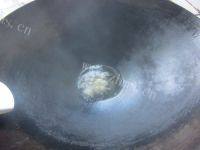 让人怀念的芹菜炒肉做法图解4)