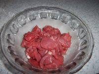 孜然牛肉（家常菜）做法图解2)