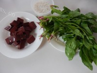 美味的菠菜猪血粥做法图解1)