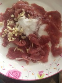 美味的牙签牛肉做法图解1)