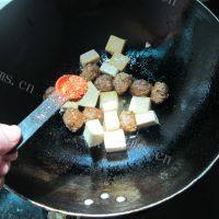 美味的丸子豆腐汤做法图解7)