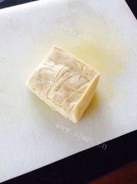 诱人的茴香馅饼做法图解4)