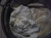 自制葡萄干蛋糕做法图解6)