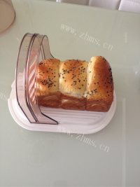 美味的北海道吐司做法图解22)