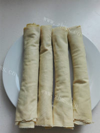 美味清蒸腐皮肉卷做法图解5)