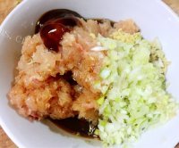 美食豇豆镶嵌珍珠丸做法图解12)