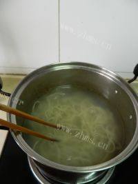 有特色的老北京炸酱面做法图解15)
