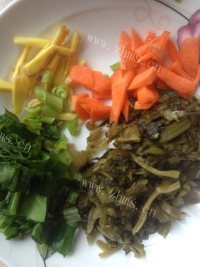 美味的烩藕圆做法图解1)