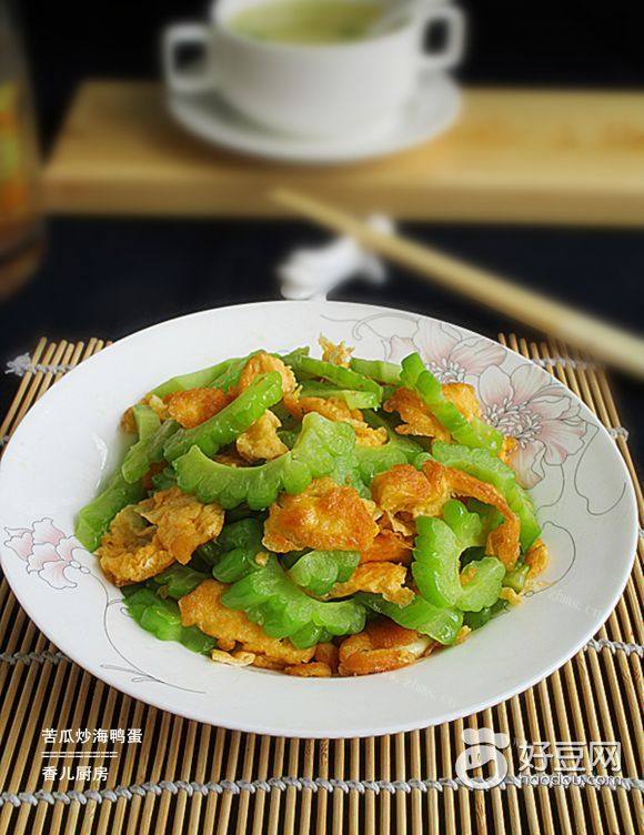 苦瓜炒海鸭蛋