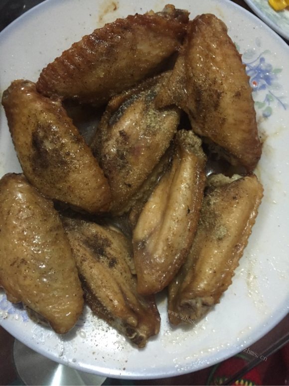 回味无穷的微波炉烤鸡翅
