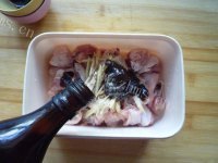 好吃的香菇云耳蒸鸡翅做法图解3)