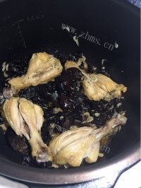 香飘十里的盐焗鸡腿做法图解3)