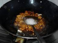 很有食欲的小炒豆腐做法图解5)