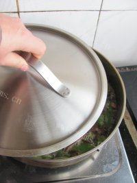 味道不错的扁豆焖面做法图解9)