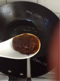 美味的酱爆花蛤做法图解5)