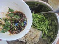 「DIY美食」凉拌金针菇做法图解8)