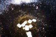 美味的芋头炖肉做法图解2)