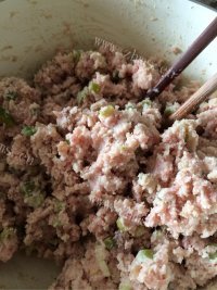 好吃的豆渣糖醋肉丸做法图解4)