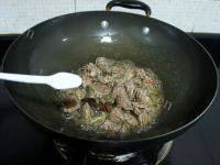 鲜香美味萝卜炖牛肉做法图解6)