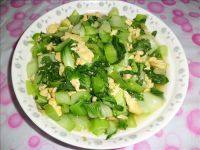 诱人的油菜炒鸡蛋