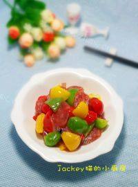 家常菜彩椒炒腊肠
