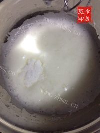 自制轻乳酪蛋糕做法图解11)