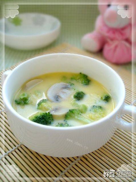 西兰花洋菇奶油浓汤