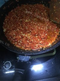 好吃的自制辣椒酱做法图解4)