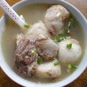 美味营养牛腩煲芋头