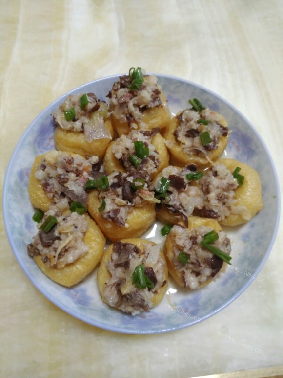 鲜美可口的酿油豆腐