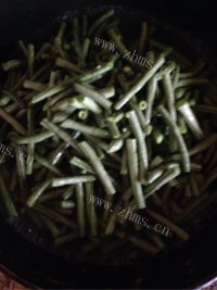 爽口的凉拌豆角做法图解3)