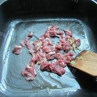 常吃不腻的春笋炒肉的做法图解七