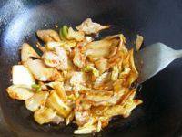 辣白菜炒五花肉（家常菜）做法图解10)