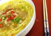 美味的酸汤浸肥牛