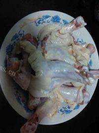自制酱烧鸭腿做法图解1)