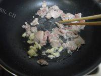 易做的榨菜炒肉丝做法图解7)