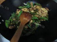 「美味可口」青椒炒鸡蛋