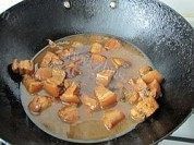 干豇豆烧肉做法图解7)