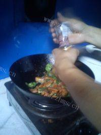 自己做的油爆虾