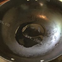 肉片炒圣瓜做法图解5)