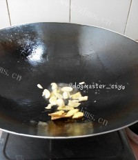 美味的烧青茄子做法图解6)