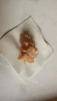 美味的鲜虾小馄饨做法图解9)