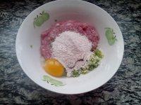 简易香煎肉饼做法图解3)