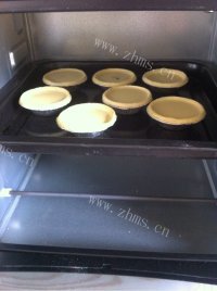 香气浓郁的原味蛋挞做法图解9)