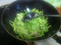家庭版芹菜炒肉丝